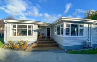 27 Bishopsworth St, Hillsborough