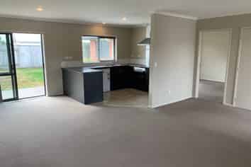 23 Poplar Grove, Feilding