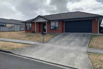 23 Poplar Grove, Feilding