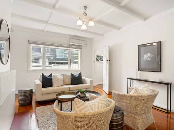 2/49 Margot Street, Epsom