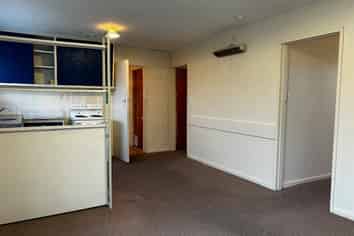 2/2 West Belt, Lincoln