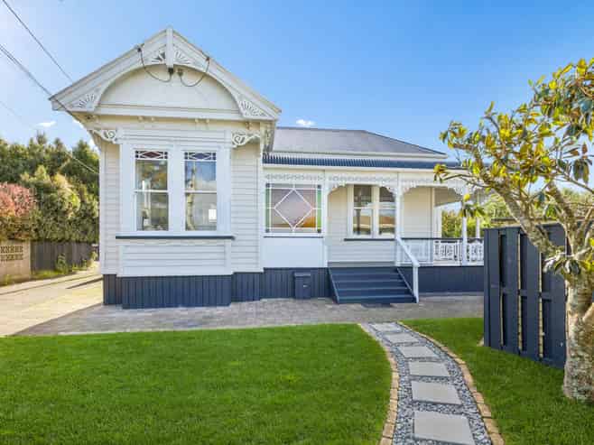 2-3/50 Tawa Road, One Tree Hill