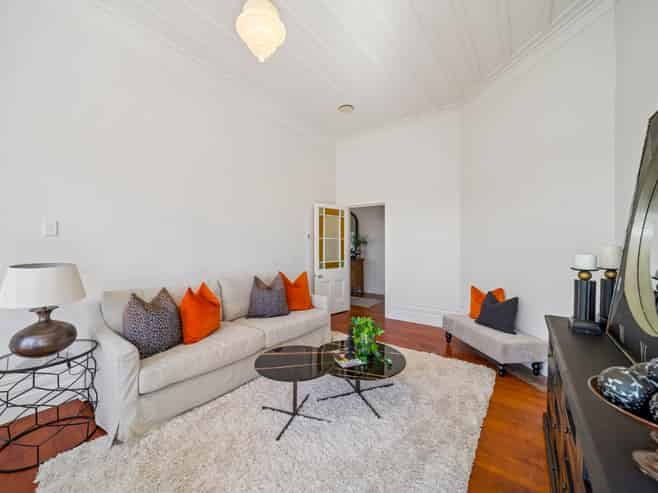 2-3/50 Tawa Road, One Tree Hill