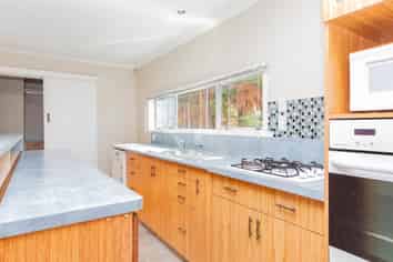 6 Ward Street, RUNANGA