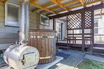 6 Ward Street, RUNANGA