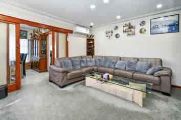 1 Swaffield Road, Papatoetoe