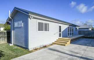 a/300 Willowpark Road South, Akina