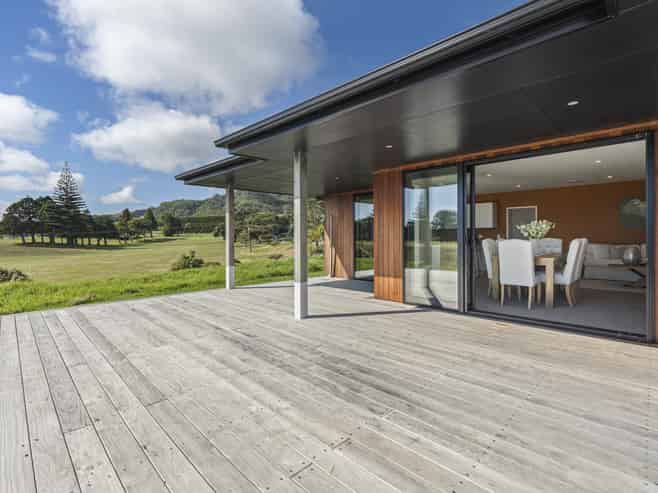 1356A South Road, Kaitake