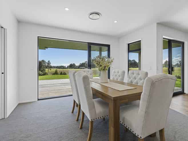 1356A South Road, Kaitake