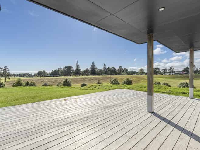 1356A South Road, Kaitake