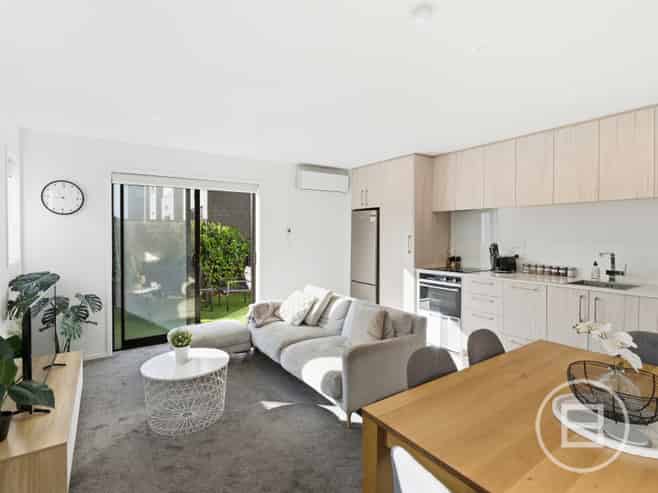 1/9 Southwark Street, CHRISTCHURCH CENTRAL