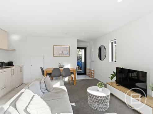 1/9 Southwark Street, CHRISTCHURCH CENTRAL