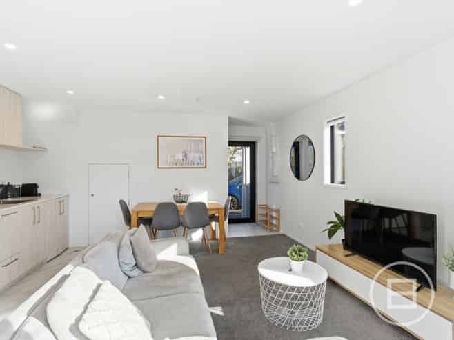 1/9 Southwark Street, CHRISTCHURCH CENTRAL