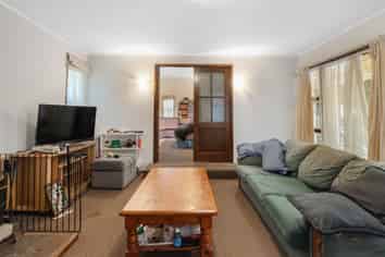 12 Karapiti Place, Glen Eden