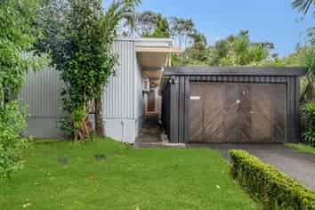 12 Karapiti Place, Glen Eden