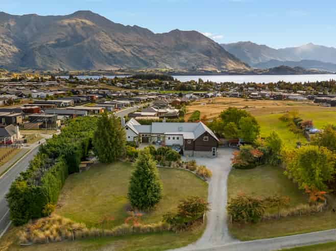 1 Peak View Ridge, Wanaka