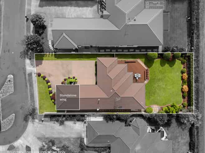 13 Rosewood Court, Huntington