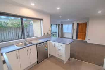 1/24 Sturdee Road, Manurewa