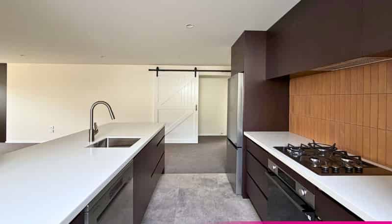 1/33  Melbourne Street, South Dunedin