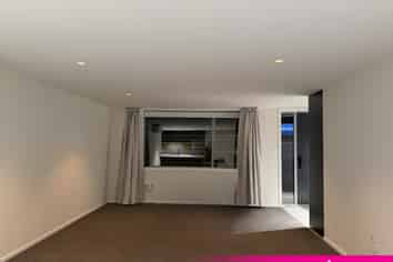 1/33  Melbourne Street, South Dunedin