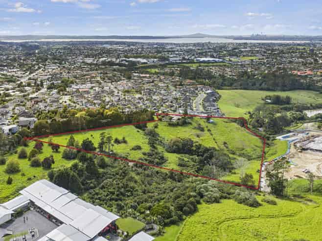 Strategic landholding adjacent to active delivery