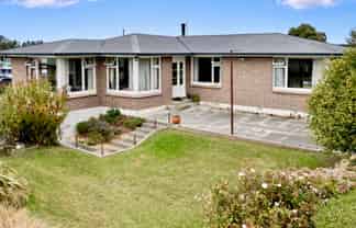 18 Argyle Street, WESTON