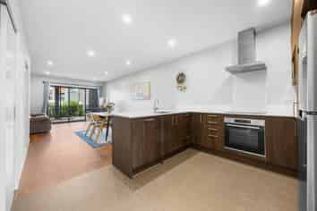 108 Te Oneroa Way, Long Bay