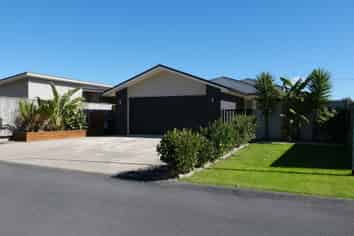 5 Mahia Lane, Waikanae