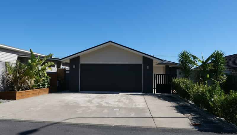 5 Mahia Lane, Waikanae