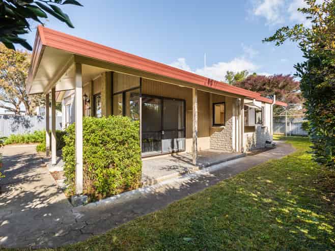 101 Mayfair Avenue, Mayfair