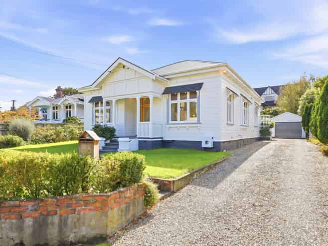 80 Great North Road, Saint Johns Hill