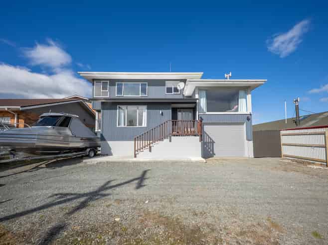 82 Matai Street, Te Anau