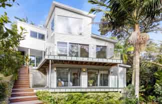 10A Deverell Place, Browns Bay