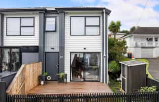 19 Elliott Avenue, Bayview