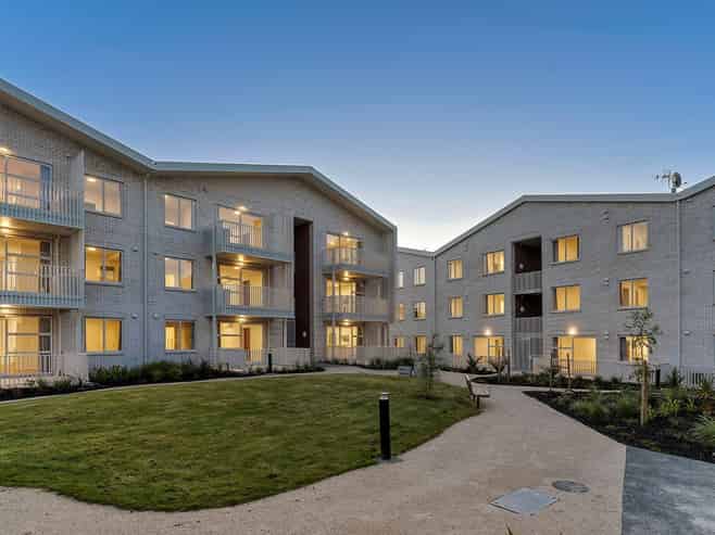 6/247 Hobsonville Point Road, Hobsonville