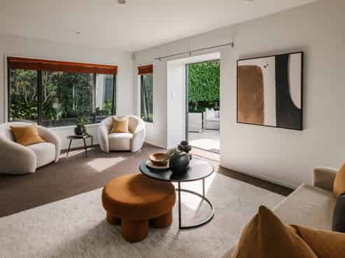 15B La Roche Place, Northcote