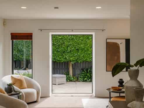 15B La Roche Place, Northcote