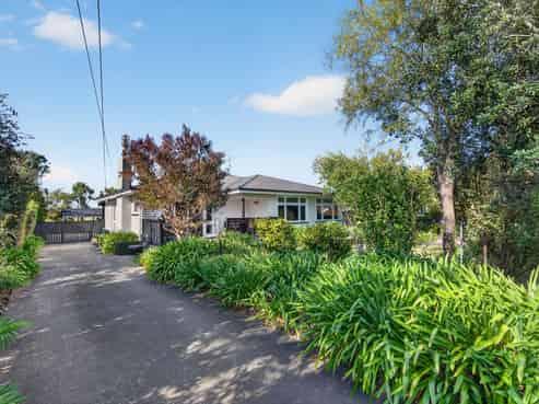 107 South Road, Solway