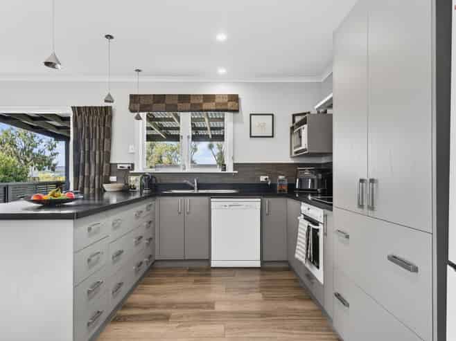 107 South Road, Solway