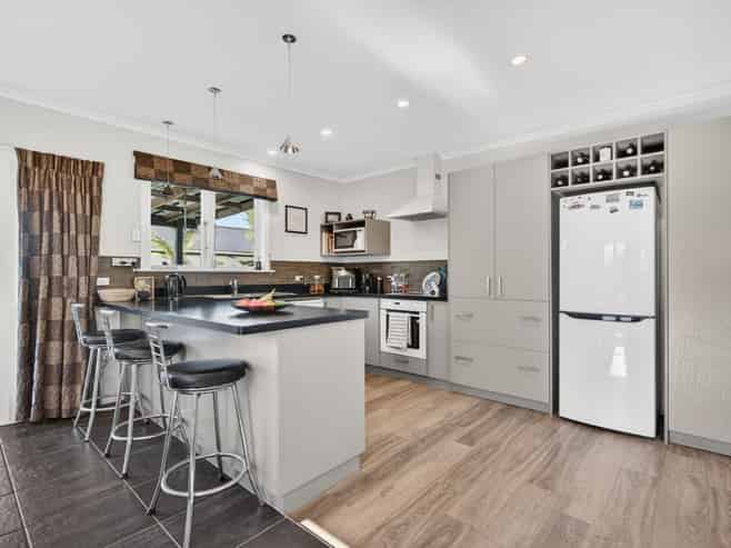 107 South Road, Solway