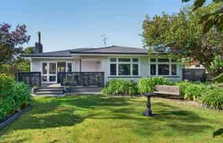 107 South Road, Solway