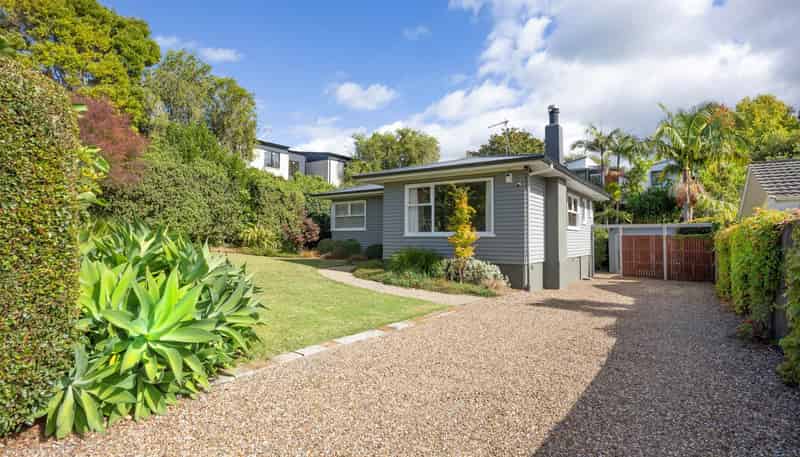 52 Hilling Street, Titirangi