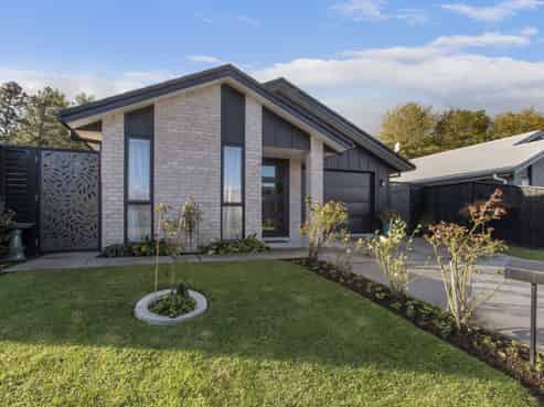 13 Mural Drive, Katikati