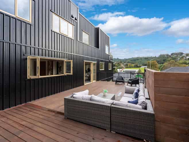 99 Kaikorai Valley Road, GLENROSS