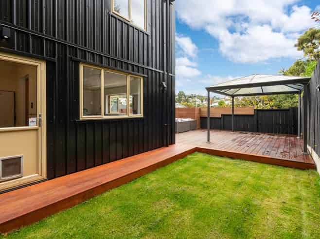 99 Kaikorai Valley Road, GLENROSS