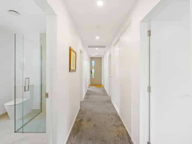 8  Stables Lane, MOSGIEL