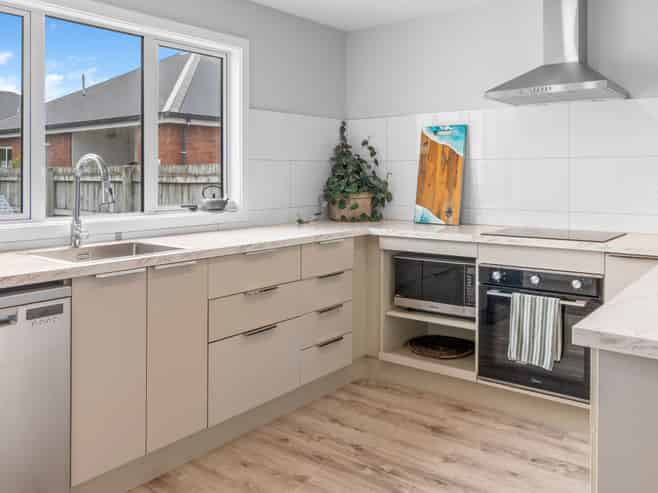 2  Council Street, SAINT KILDA