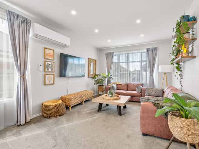 2  Council Street, SAINT KILDA