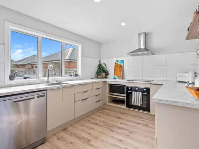2  Council Street, SAINT KILDA