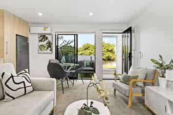 2/2 Jadewynn Drive, Massey